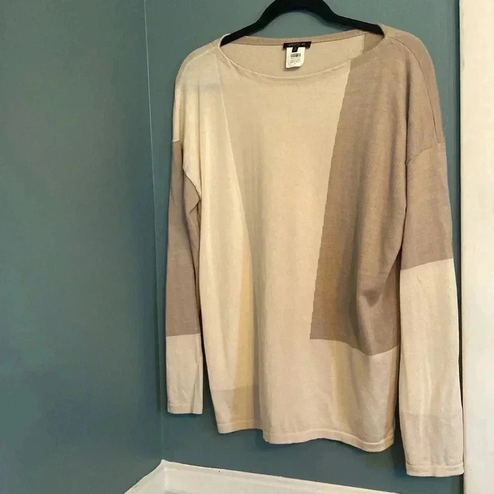 Lafayette 148 New York women’s sweater - medium - color black - wool/silk etc
